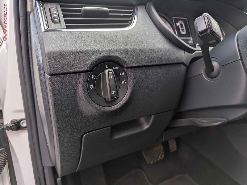 Škoda Octavia (2018) 2.0 TDi 4x4, ČR, Style, DSG - fotka 13 z 22