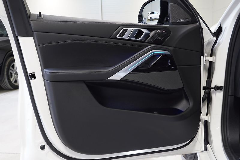 BMW X6 40D,Xdrive,ČR,Softclos,HUD,H/K - fotka 23 z 37