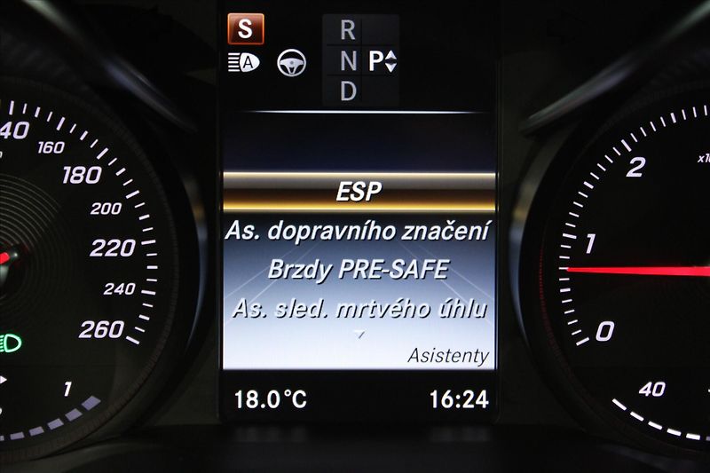 Mercedes-Benz Třídy C 250d Coupé AMG Line DIS+/Burme - fotka 18 z 30