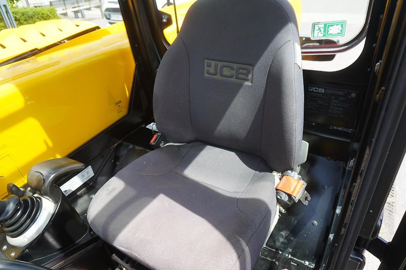 JCB (2022) 525-60T5 / 2022 / 860 MTH! - fotka 22 z 24