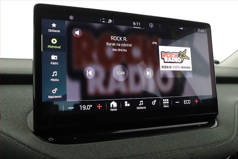 Škoda Enyaq (2022) 60 (62 kWh), SoH 92% - fotka 9 z 21