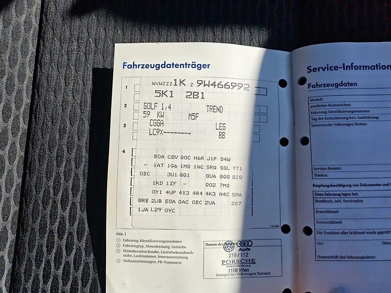 Volkswagen Golf (2009) 1,4i 16v 59 Kw Trend - fotka 30 z 30