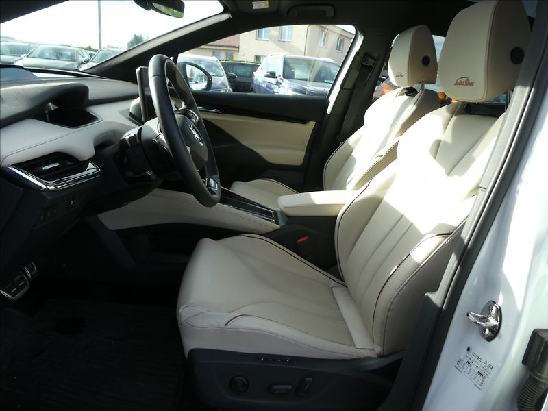 Škoda Enyaq Coupé 85x 210kW Laurin&Klement - fotka 16 z 47