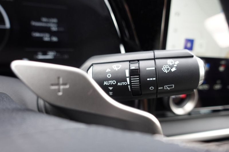 Lexus RX RX500h F SPORT Special Edition - fotka 34 z 38