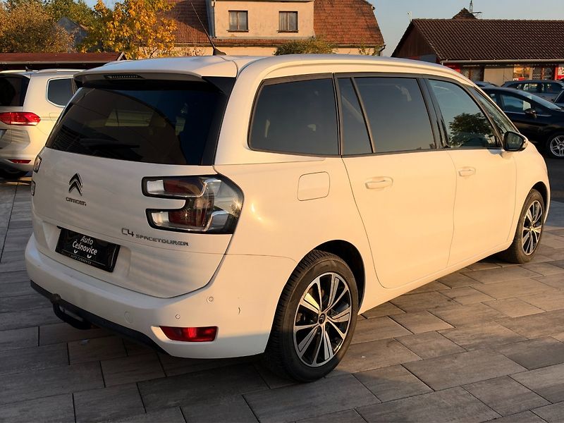 Citroën Grand C4 SpaceTourer (2019) 1.2 PureTech 96kW 7.Míst - fotka 5 z 30