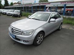 Mercedes-Benz Třídy C 2,5 i C 230 V6 150kW Automat - fotografie inzerátu
