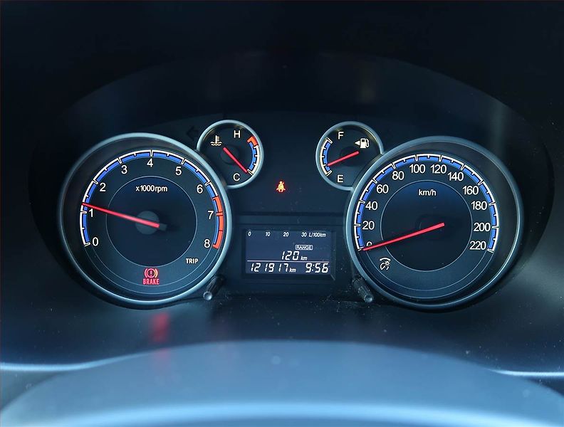 Suzuki SX4 (2014) 1.6 VVT, ČR,1.maj, Serv.kniha - fotka 11 z 15