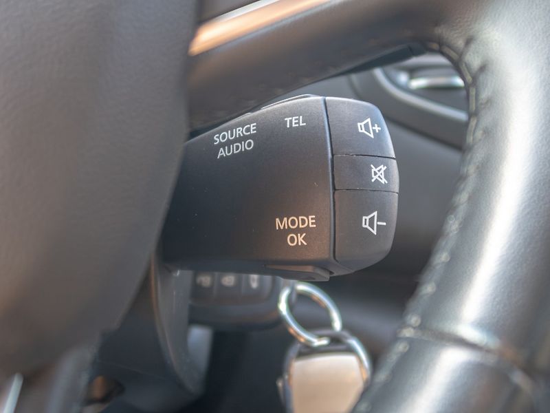 Renault Mégane (2020) 1.4i 75KW - zelená VALENCIA - fotka 20 z 45