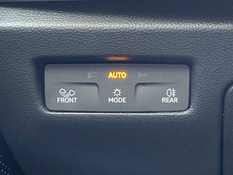 Škoda Superb (2025) 2.0 TDI 4x4 DSG SportLine - fotka 22 z 39