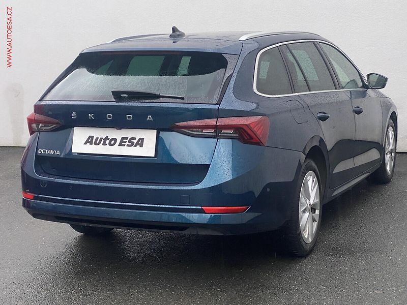 Škoda Octavia (2021) 2.0 TDi, Style, kůže, DSG - fotka 4 z 19