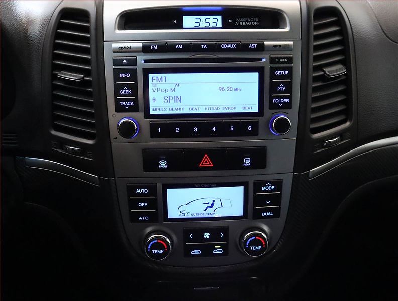 Hyundai Santa Fe (2010) 2.2 CRDi, 4X4, Kůže, Xenony - fotka 12 z 19