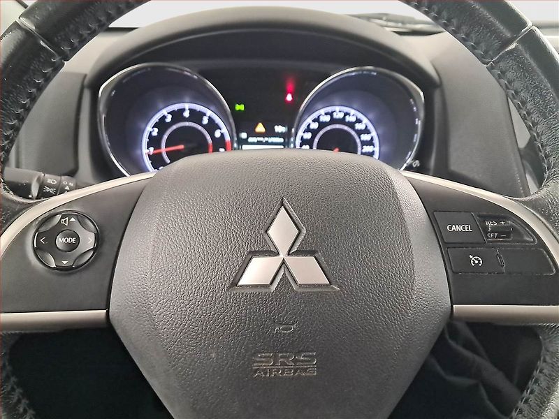 Mitsubishi ASX (2014) 1.6 MIVEC, LPG, Serv.kniha - fotka 16 z 17