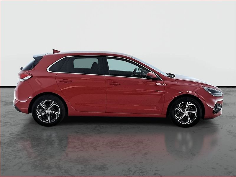 Hyundai i30 (2024) Smart 1.0 T-GDI, ČR,1.maj - fotka 6 z 18