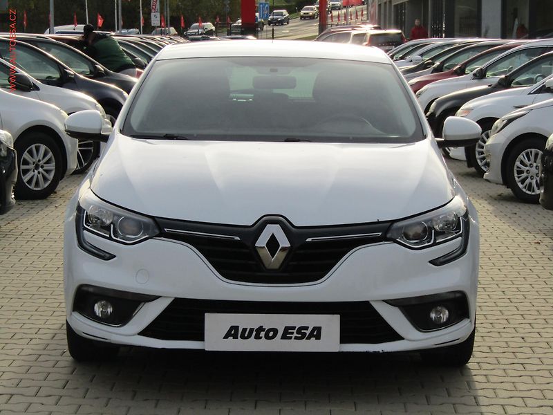 Renault Mégane (2019) 1.3 i, ČR, AC, temp - fotka 2 z 15