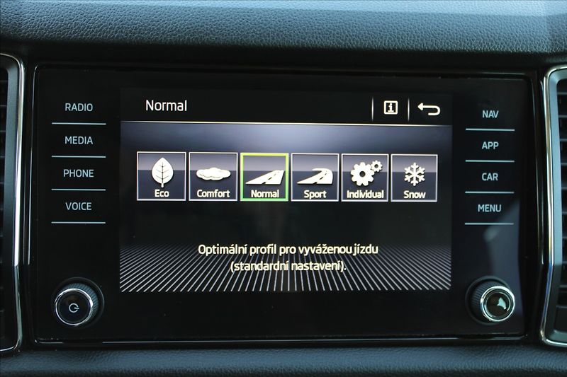 Škoda Kodiaq 2,0 TDI  7.MÍST,A/T,4x4,STYLE - fotka 17 z 45