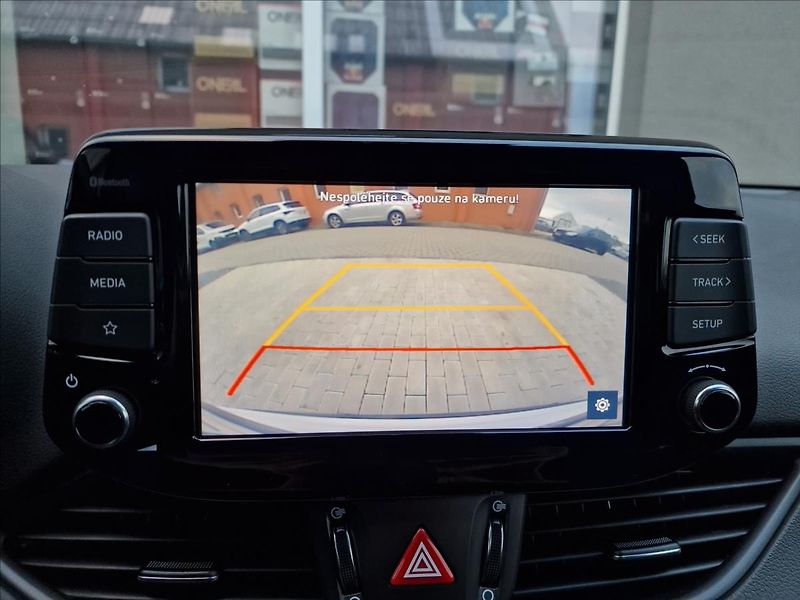 Hyundai i30 1.0 T-Gdi Comfort,ČR,1.Maj - fotka 22 z 47