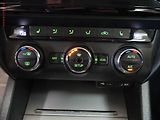 Škoda Octavia (2014) 1.4 G-TEC, ČR, bixen, autoAC - náhled 13