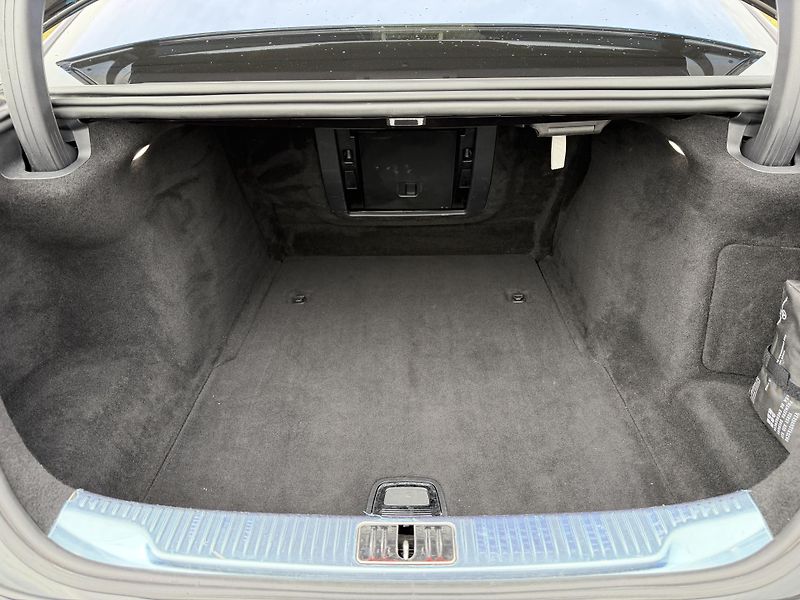 Mercedes-Benz Třídy S 400d AMG 4M ČR DPH ZÁRUKA 6/27 - fotka 51 z 60