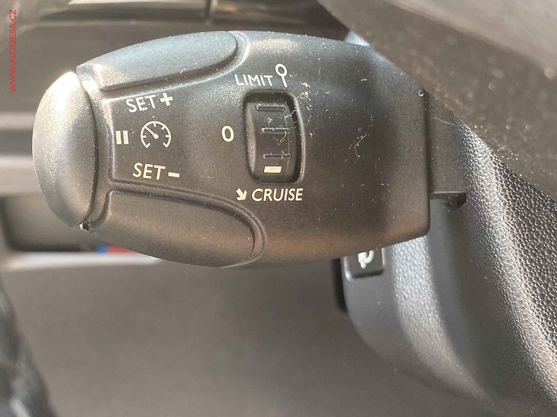 Citroën C3 (2011) 1.4i, ČR, AC, park. čidla, - fotka 13 z 17