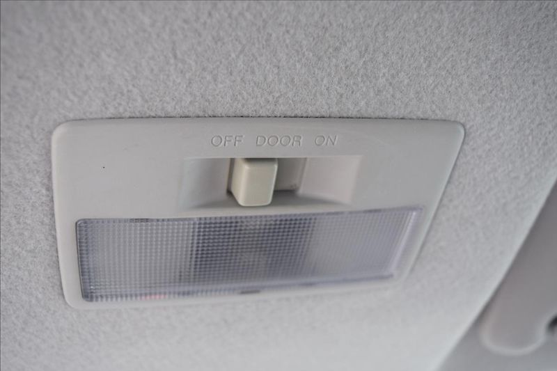 Mazda 2 1,4 I 55KW NOVÁ STK KLIMA - fotka 38 z 39