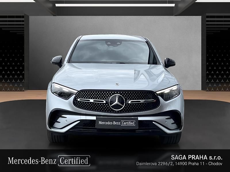 Mercedes-Benz GLC Coupé 300 d 4MATIC kupé AMG Ni - fotka 2 z 18