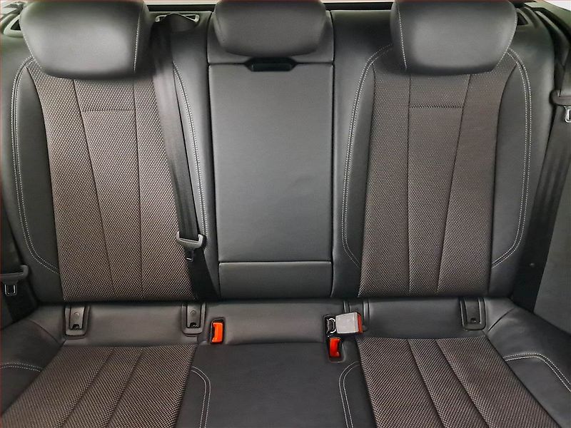 Audi A4 (2018) S-Line 2.0 TDI, Automat, Kůže - fotka 10 z 25