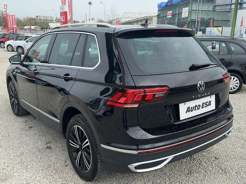 Volkswagen Tiguan (2021) 2.0 TDi 4x4, DSG, LED, kamera - fotka 6 z 21