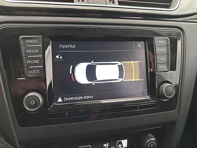 Škoda Rapid (2018) Style 1.0 TSI, Serv.kniha - fotka 18 z 18