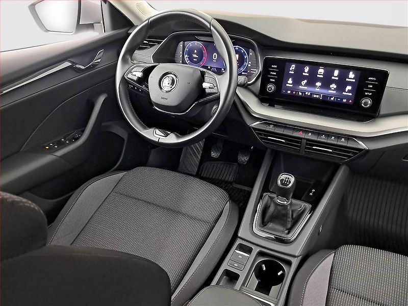 Škoda Octavia (2021) Ambition 2.0 TDI, ČR,1.maj - fotka 7 z 19