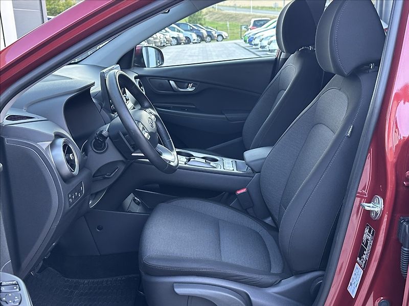 Hyundai Kona 0,0 204PS  electric CZ Edition - fotka 12 z 57