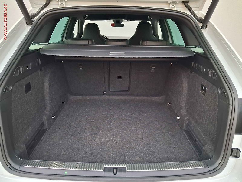 Škoda Superb (2021) 2.0 TDi 4x4, 2.maj,ČR - fotka 7 z 18