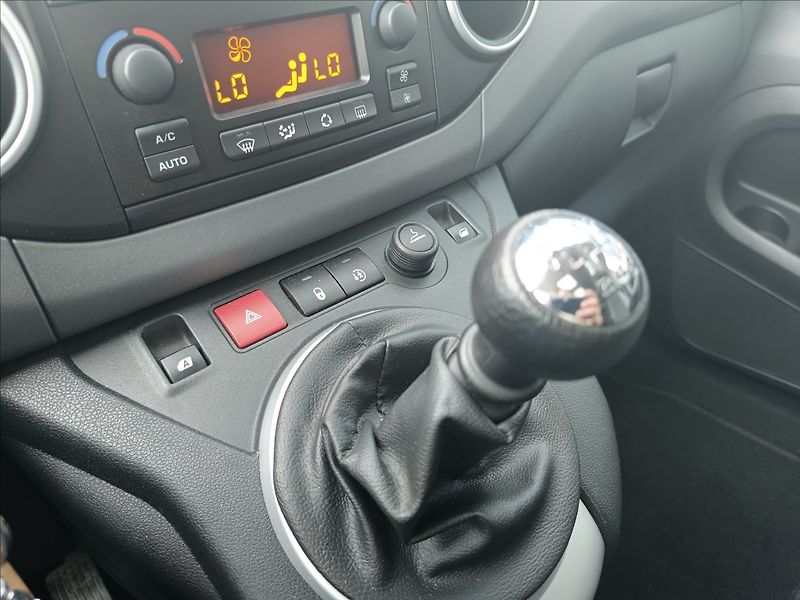 Peugeot Partner Tepee 1,6 HDi Tepee - fotka 18 z 21