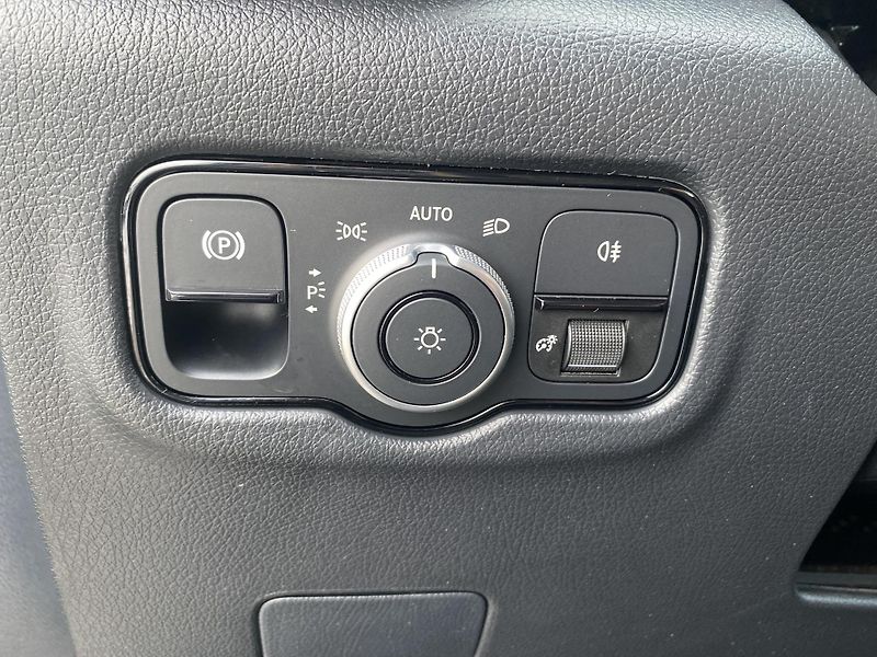 Mercedes-Benz Vito 116 CDI/L TS 4M el.dveře ACC - fotka 24 z 27