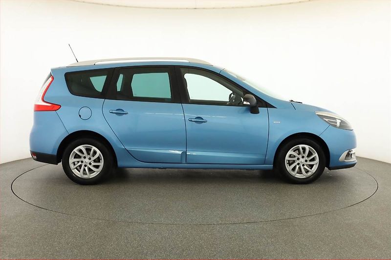 Renault Grand Scénic (2016) 1.2 TCe, Tempomat - fotka 6 z 14