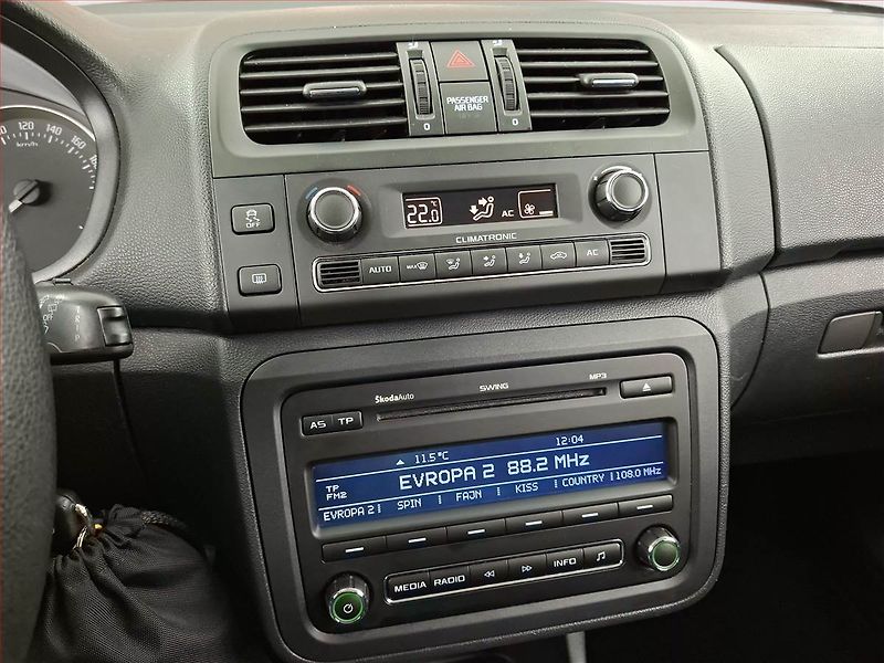 Škoda Fabia (2012) 1.2 TSI, Tempomat - fotka 12 z 16