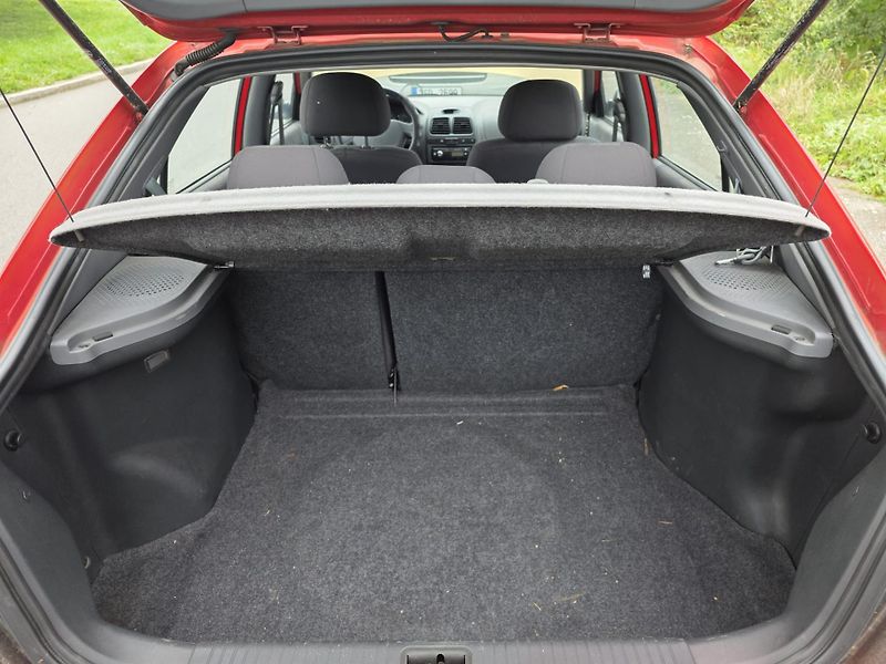 Hyundai Accent 1.3-KLIMA-BEZ STK - fotka 7 z 11