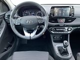 Hyundai i30 COMFORT 1.5i 80kW MAN6 - náhled 16