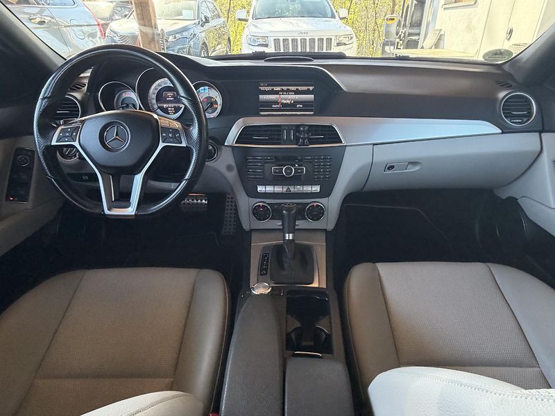 Mercedes-Benz Třídy C 350 CDI AVANTGARDE - fotka 9 z 27
