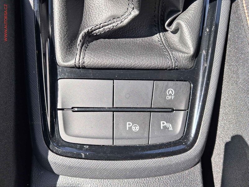 Škoda Kamiq (2022) 1.5 TSi, 1.maj,ČR, Scout - fotka 14 z 23