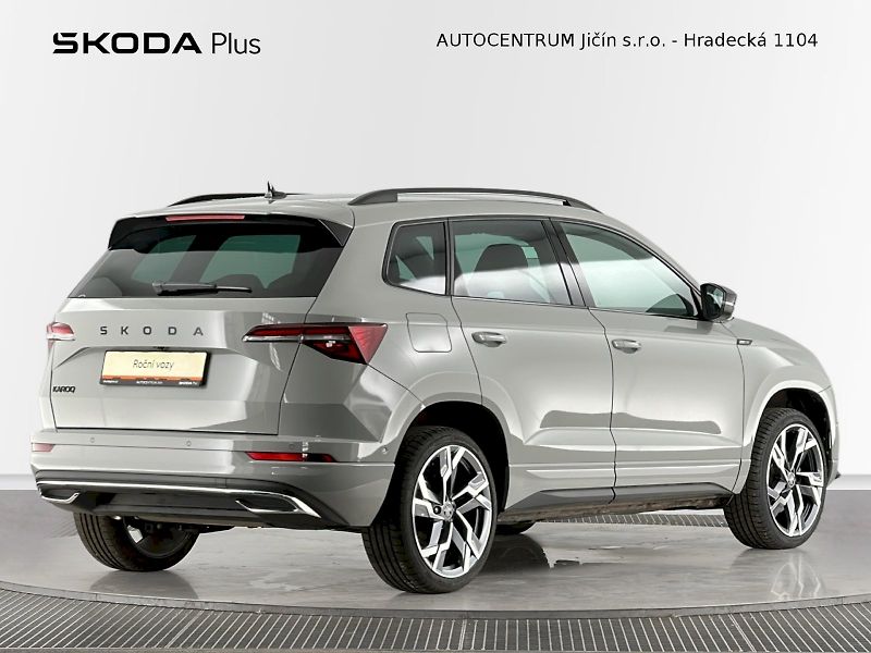 Škoda Karoq (2025) DSG 1.5TSI 110kW SportLine - fotka 2 z 36