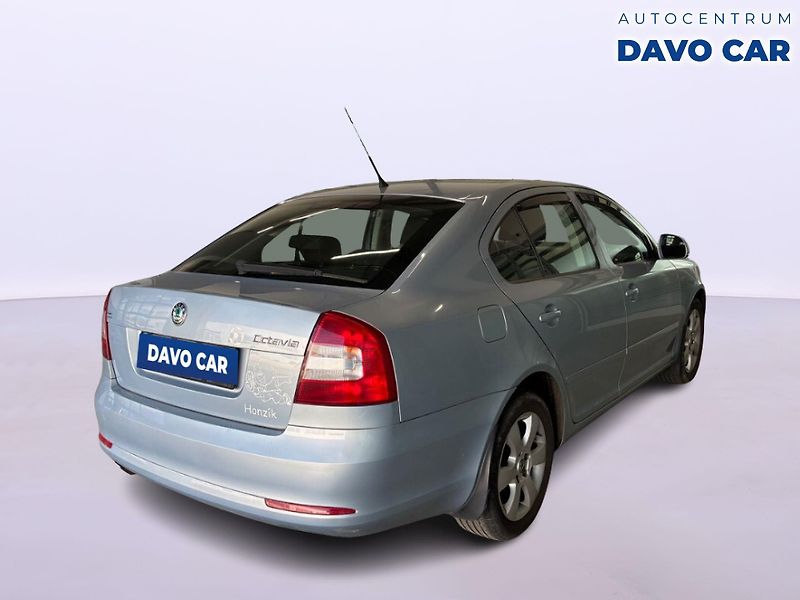 Škoda Octavia 1,4 TSI 90 kW Ambiente - fotka 3 z 12