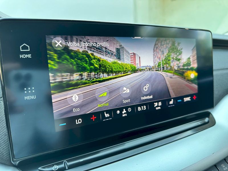 Škoda Octavia (2022) 2.0 TDI 110kW DSG Style Combi - fotka 16 z 25