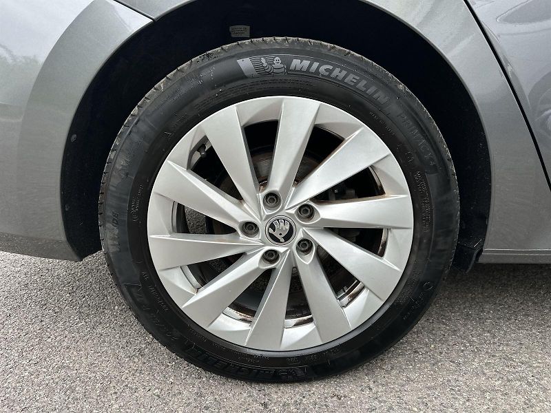 Škoda Octavia (2024) Combi 2.0 TDI 4x4 DSG Fresh - fotka 32 z 36
