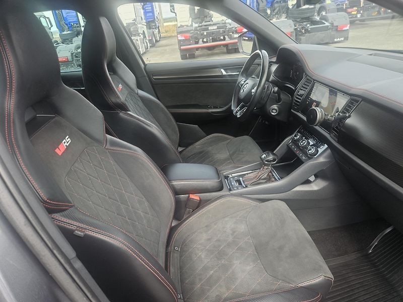 Škoda Kodiaq 2,0 TSI RS 180kW 4x4 7 míst  - fotka 21 z 25