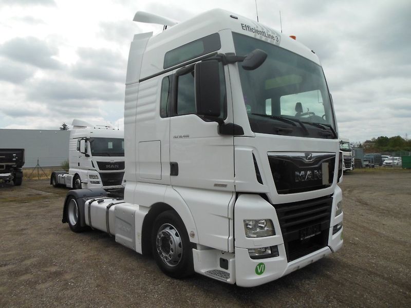 MAN TGX 18.460 XXL, LowDeck, Retarder - fotka 2 z 23