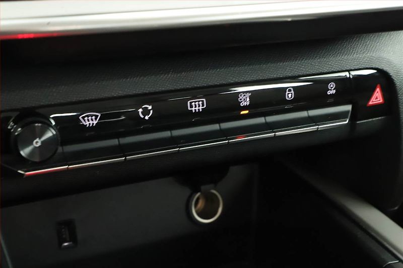 Citroën C5 Aircross (2020) BlueHDi 130, Serv.kniha, Navi - fotka 14 z 15