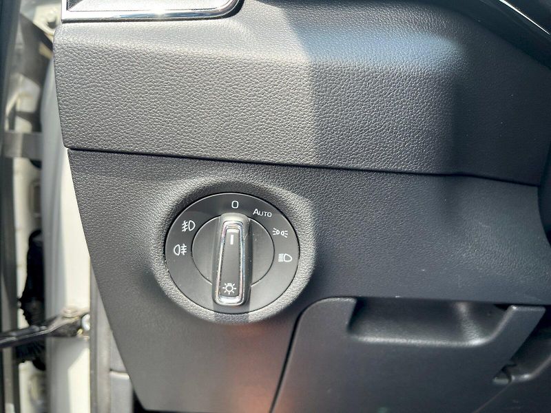 Škoda Karoq (2019) 1.5 TSI 110 kW ACT Style DSG - fotka 20 z 28