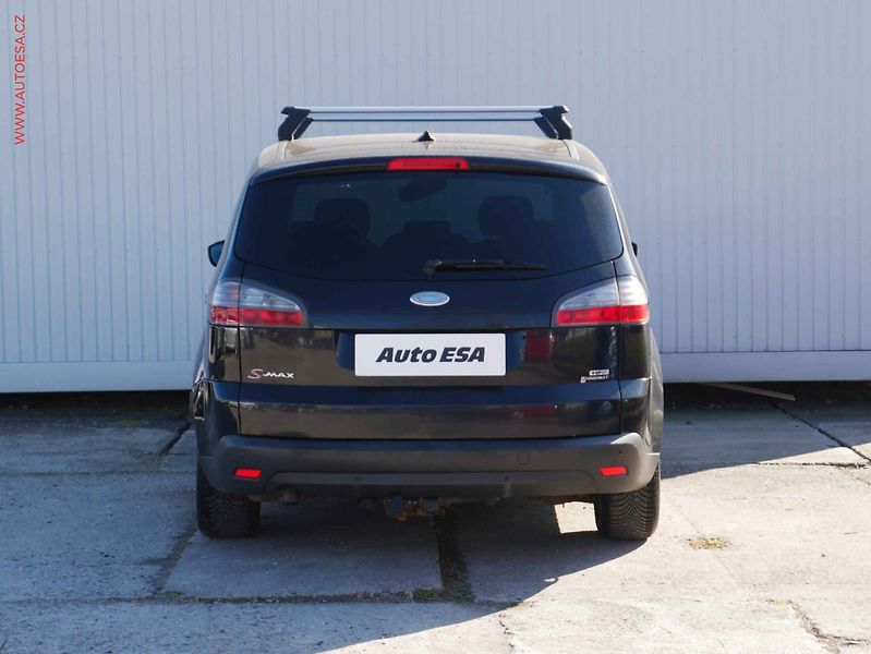 Ford S-MAX (2008) 2.0TDCi, AC, park.čidla - fotka 5 z 16