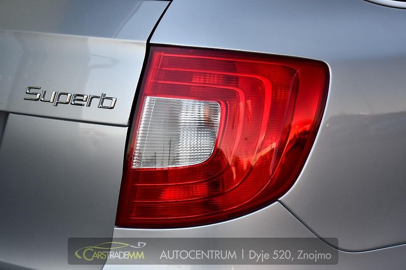 Škoda Superb 2,0TDi TAŽNÉ 2xKOLA - fotka 49 z 49