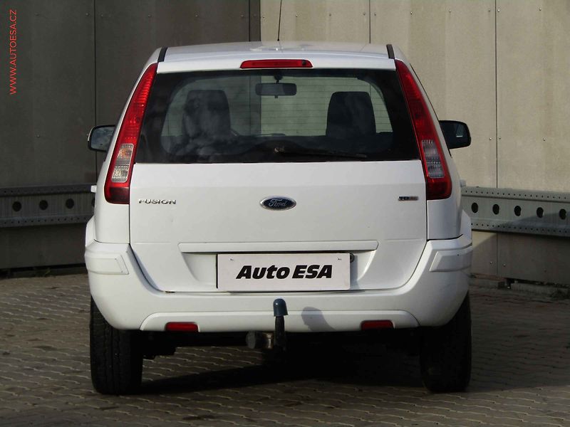 Ford Fusion (2010) 1.4 TDCi, ČR, AC, TZ - fotka 5 z 17
